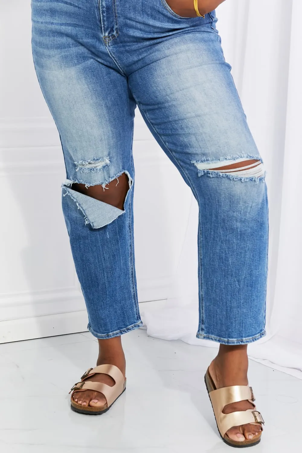 Ezra High Rise Relaxed Jeans In Stock