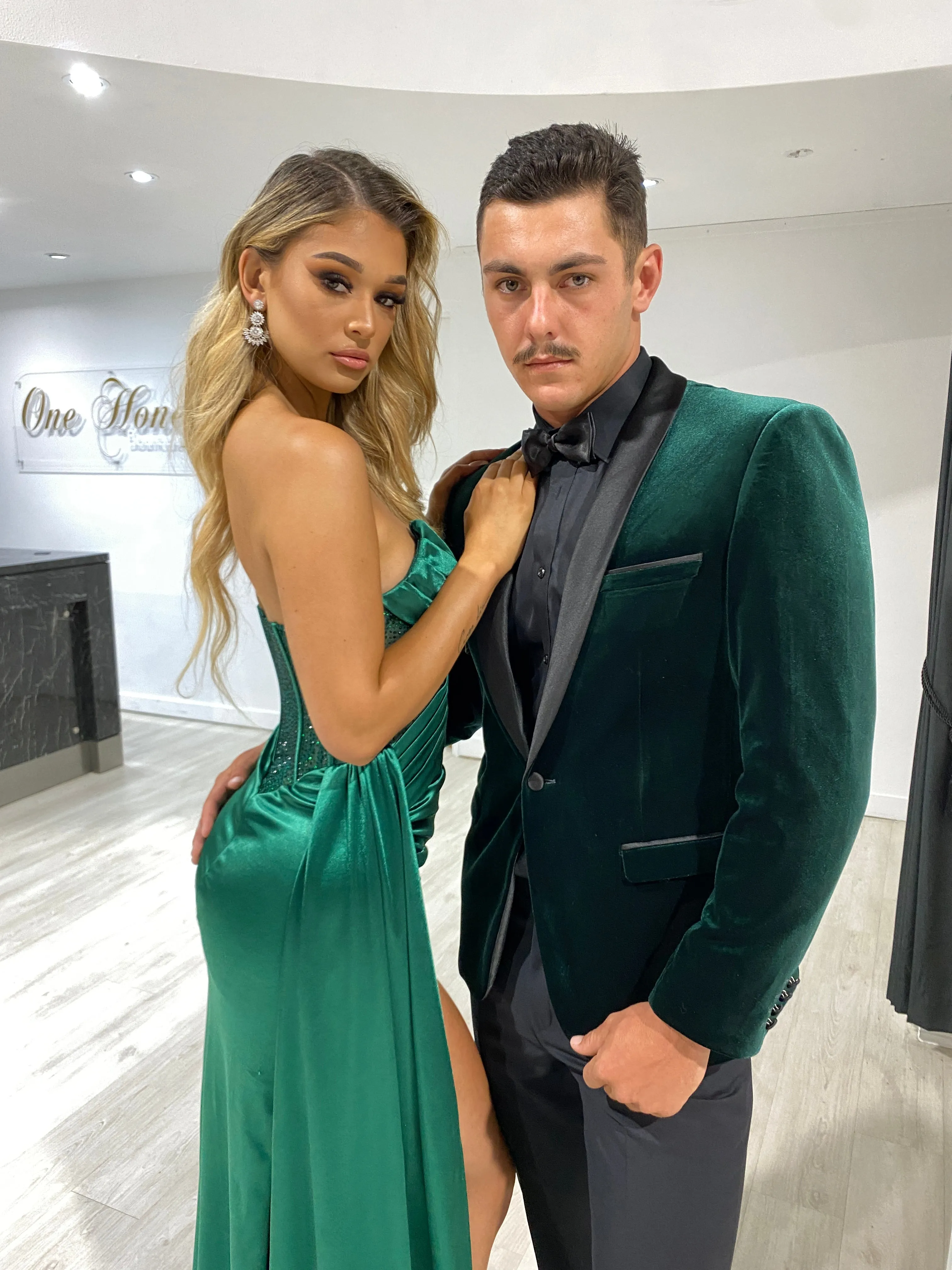 GIGI Corset Sparkle Bustier Strapless Mermaid Formal Gown Dress
