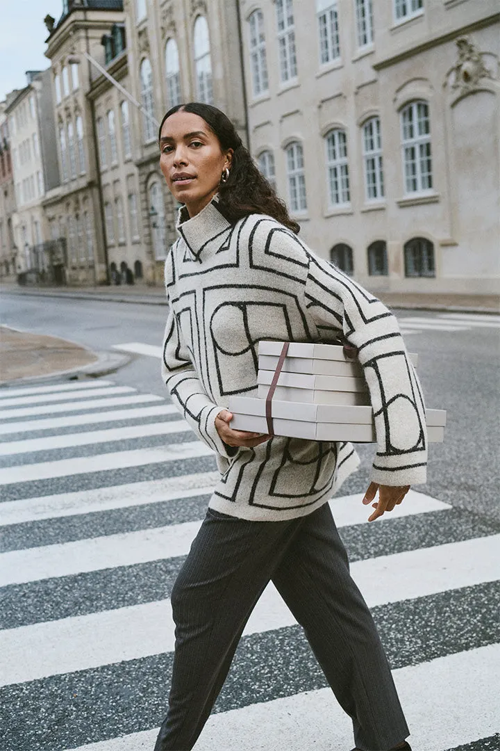 Hedaya Pullover