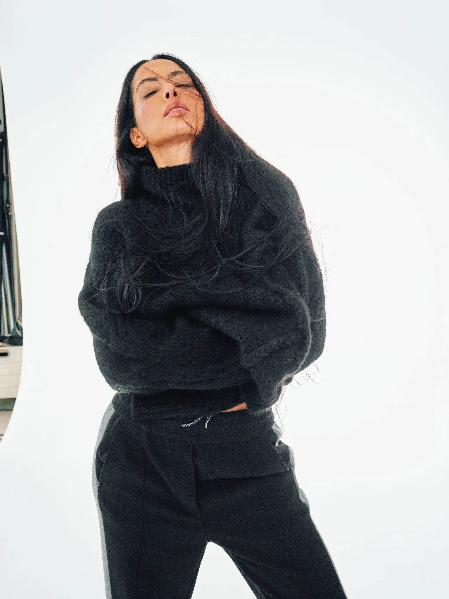 MMHRelax Sheer Knit