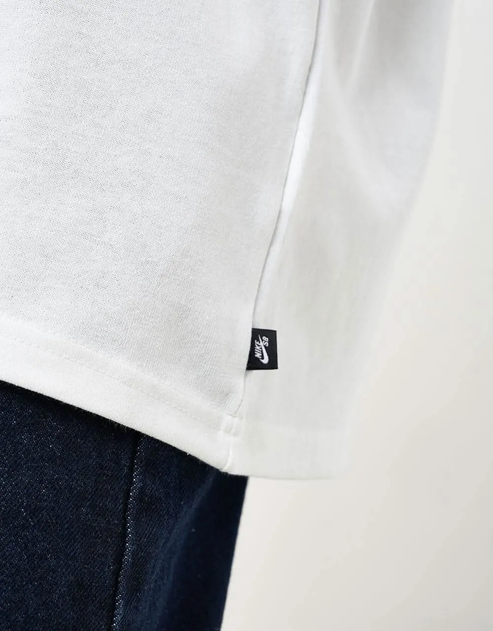 Nike SB Embroidered Patch T-Shirt - White