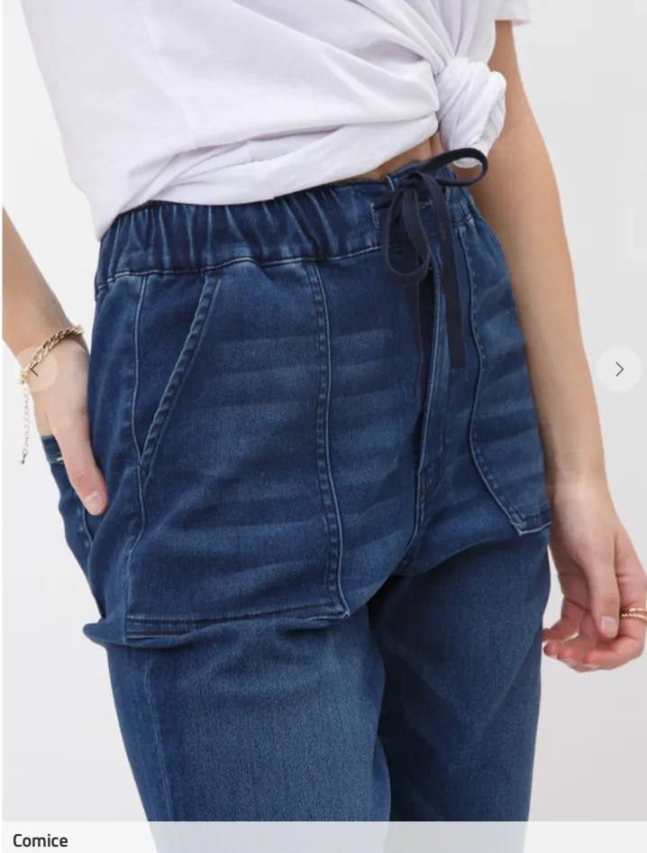 Super High Rise Mom Fit Jogger